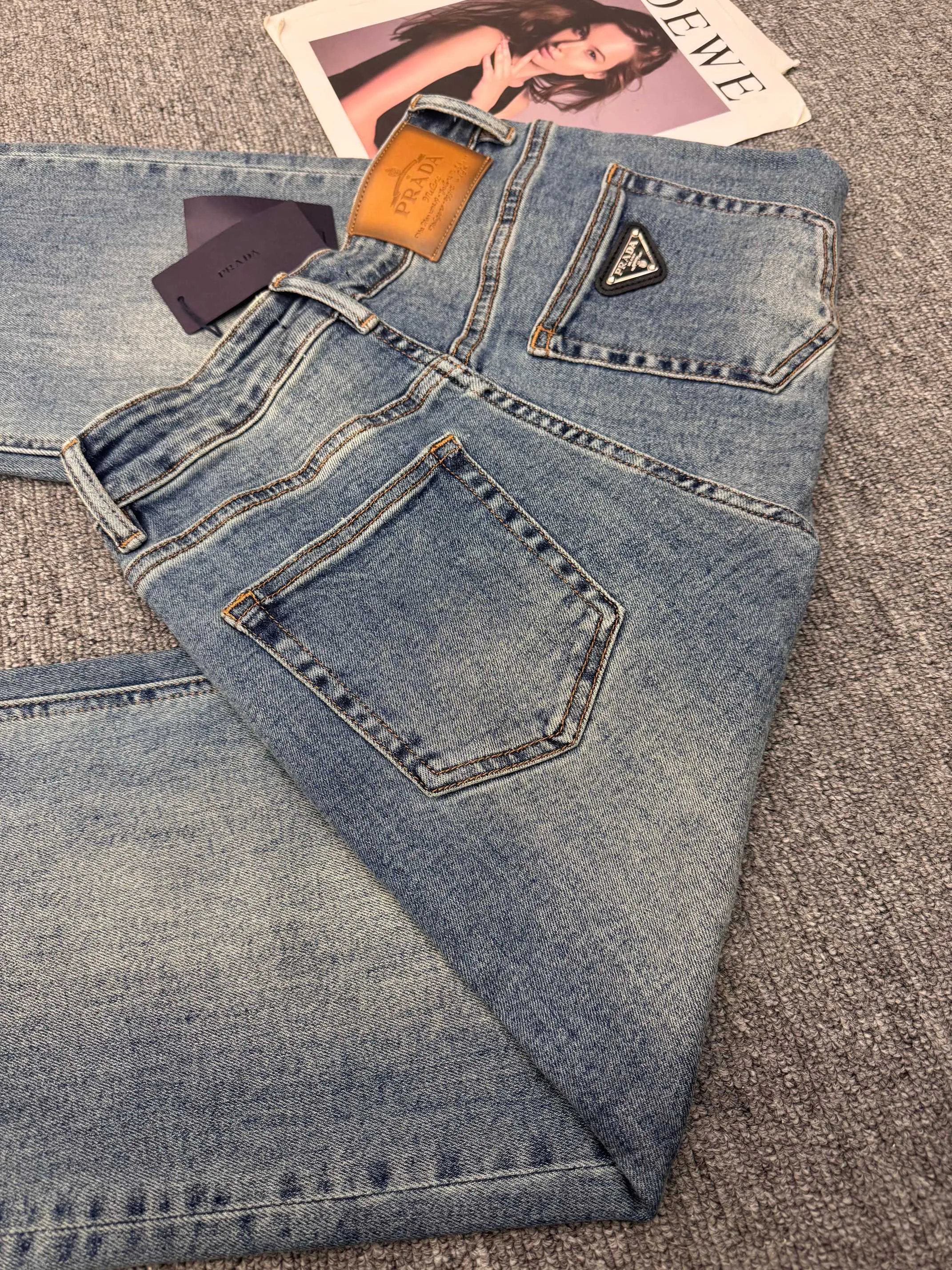 Джинсы Женские Prada 11676670