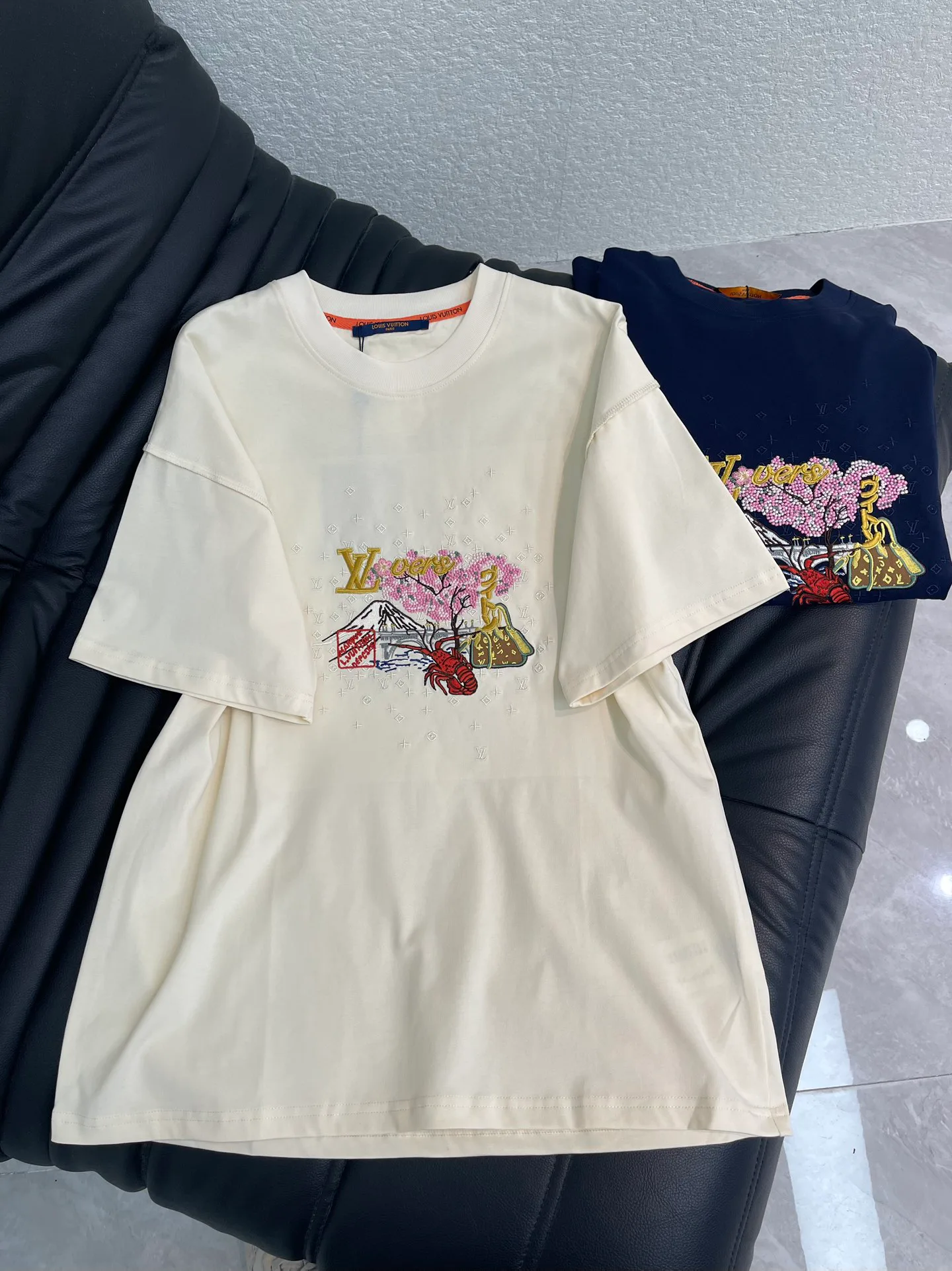 Футболки Женские Louis Vuitton 3891064