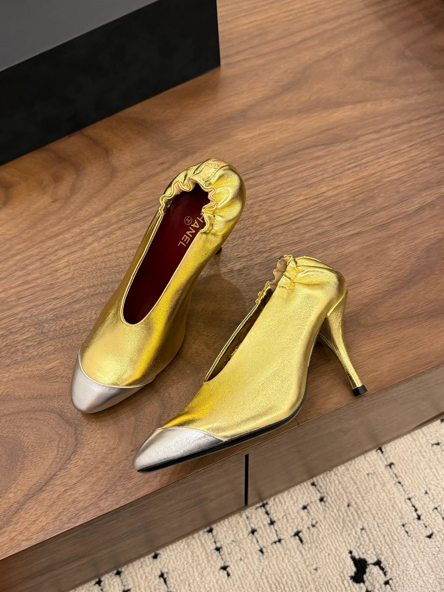 Туфли Женские Chanel 13230804