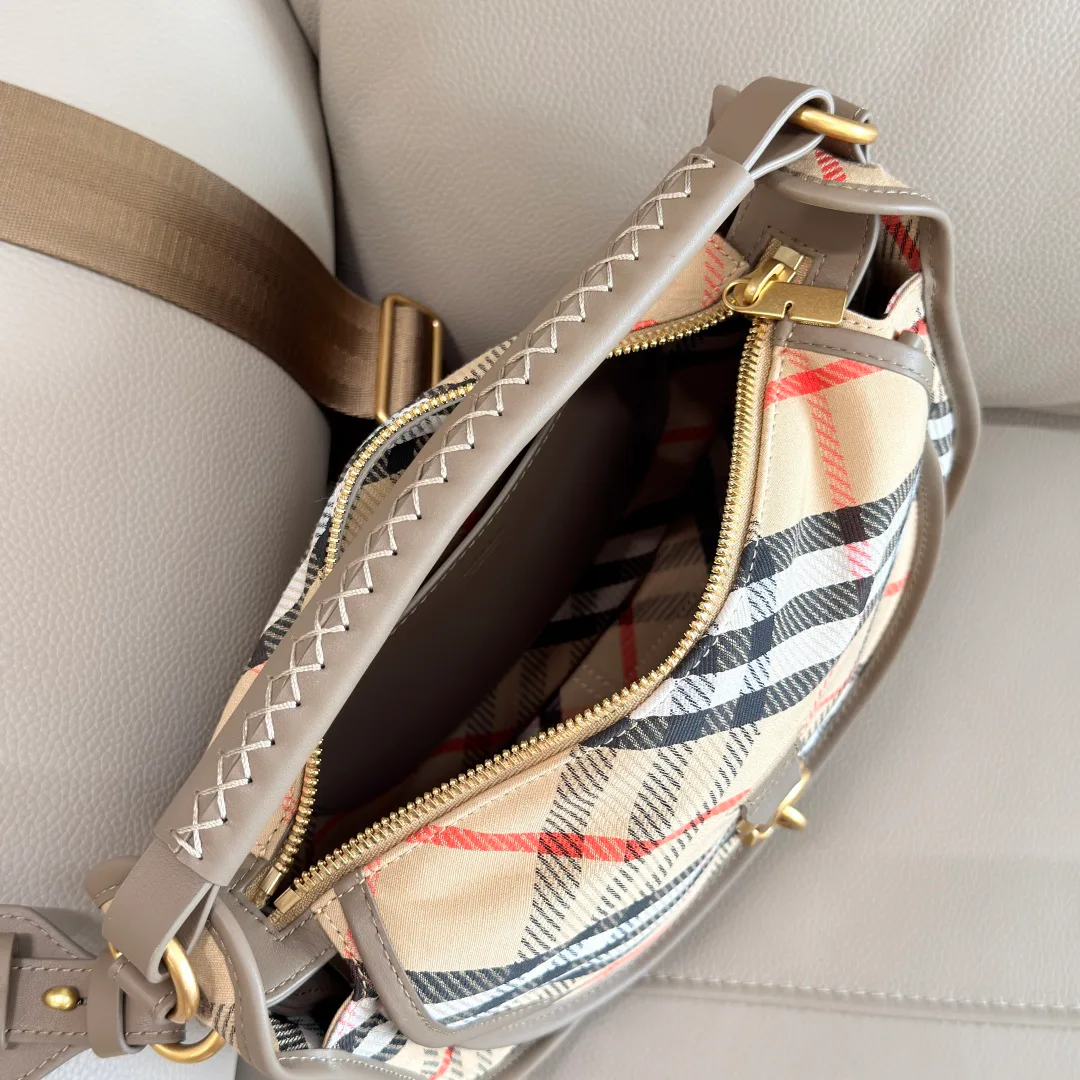 Сумки На Ремне Женские Burberry 16993935
