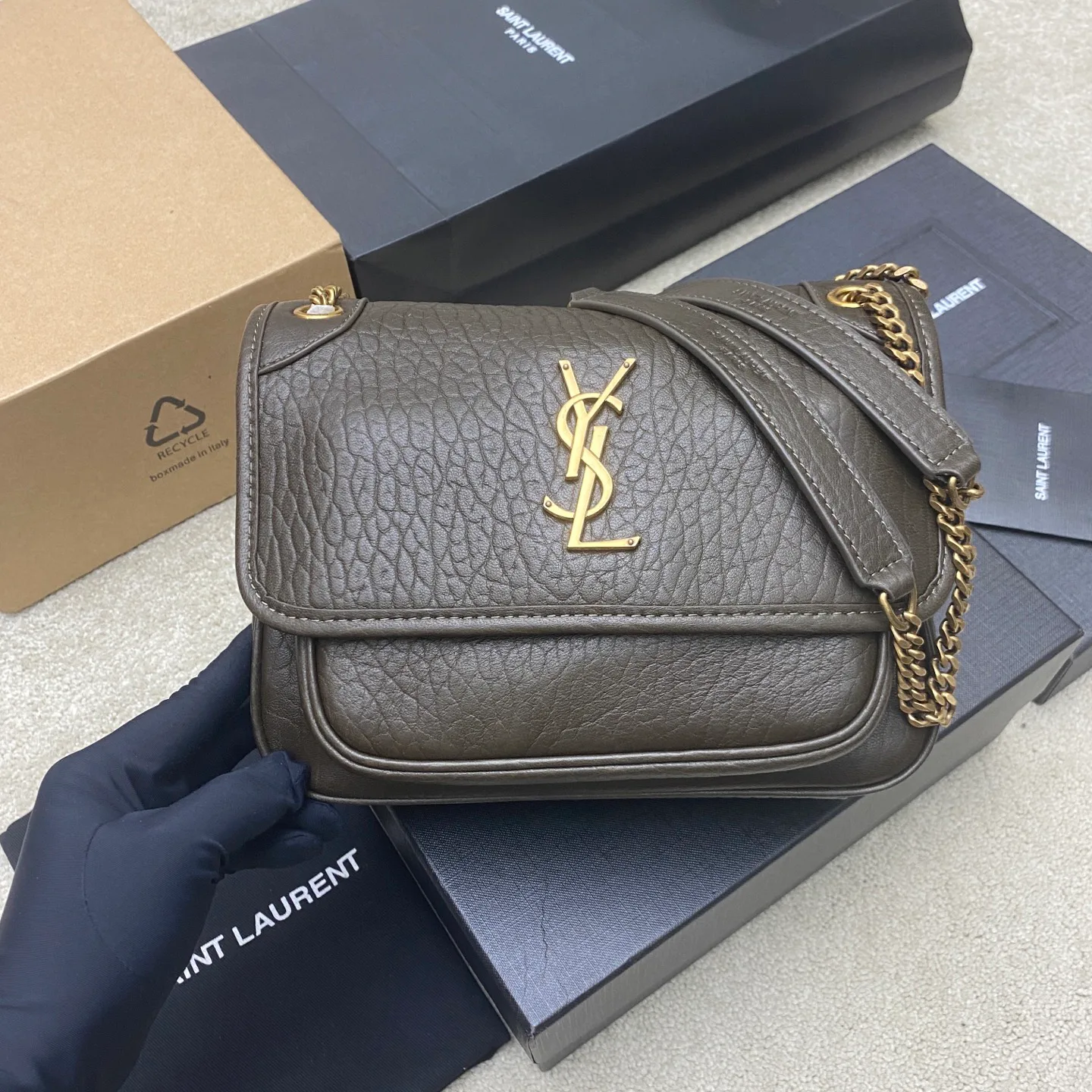 Классические Сумки Женские Saint Laurent 13435186