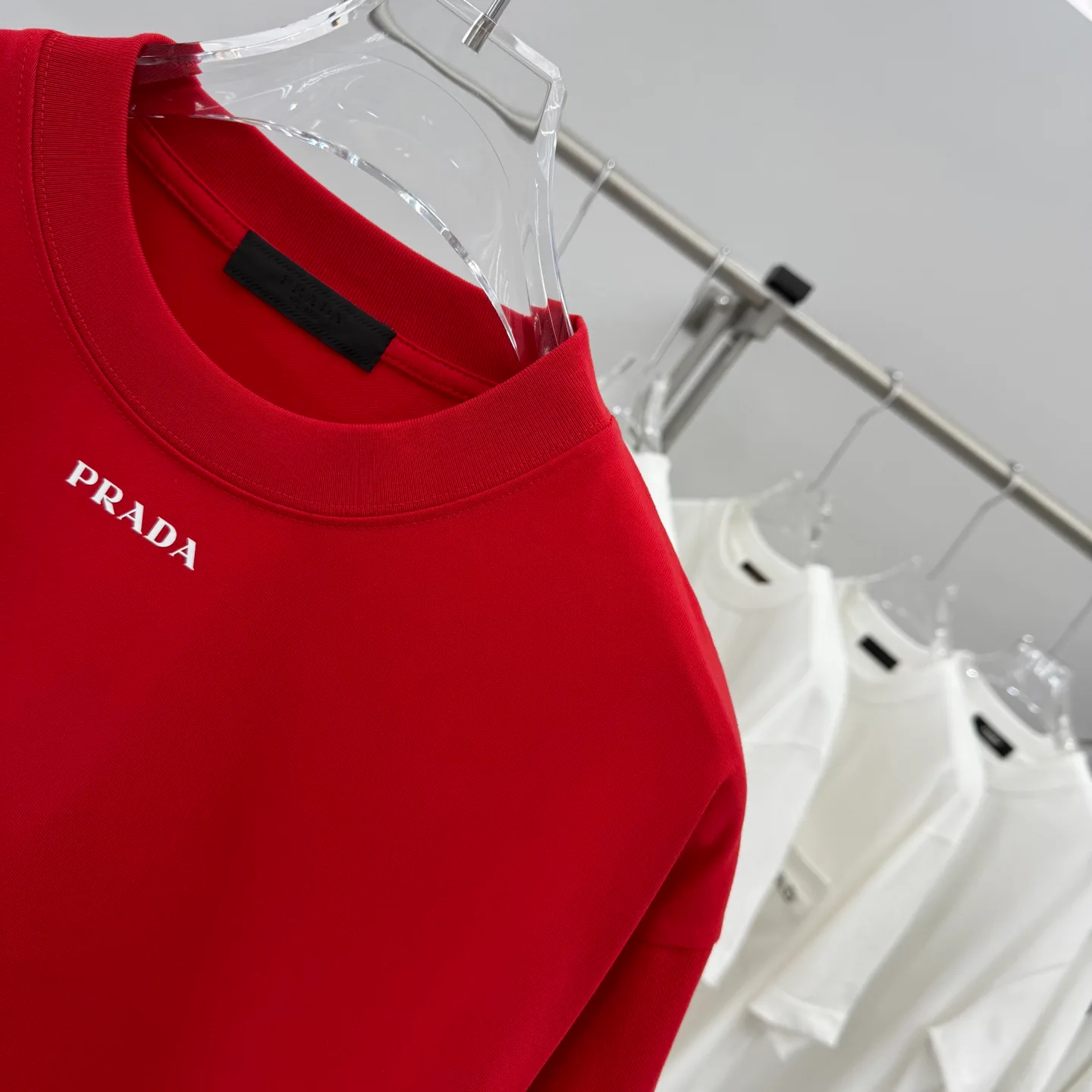 Футболки Женские Prada 1128082