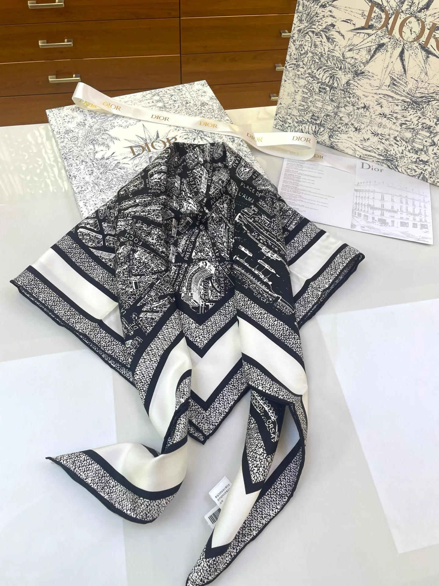 Платки Christian Dior 9886891