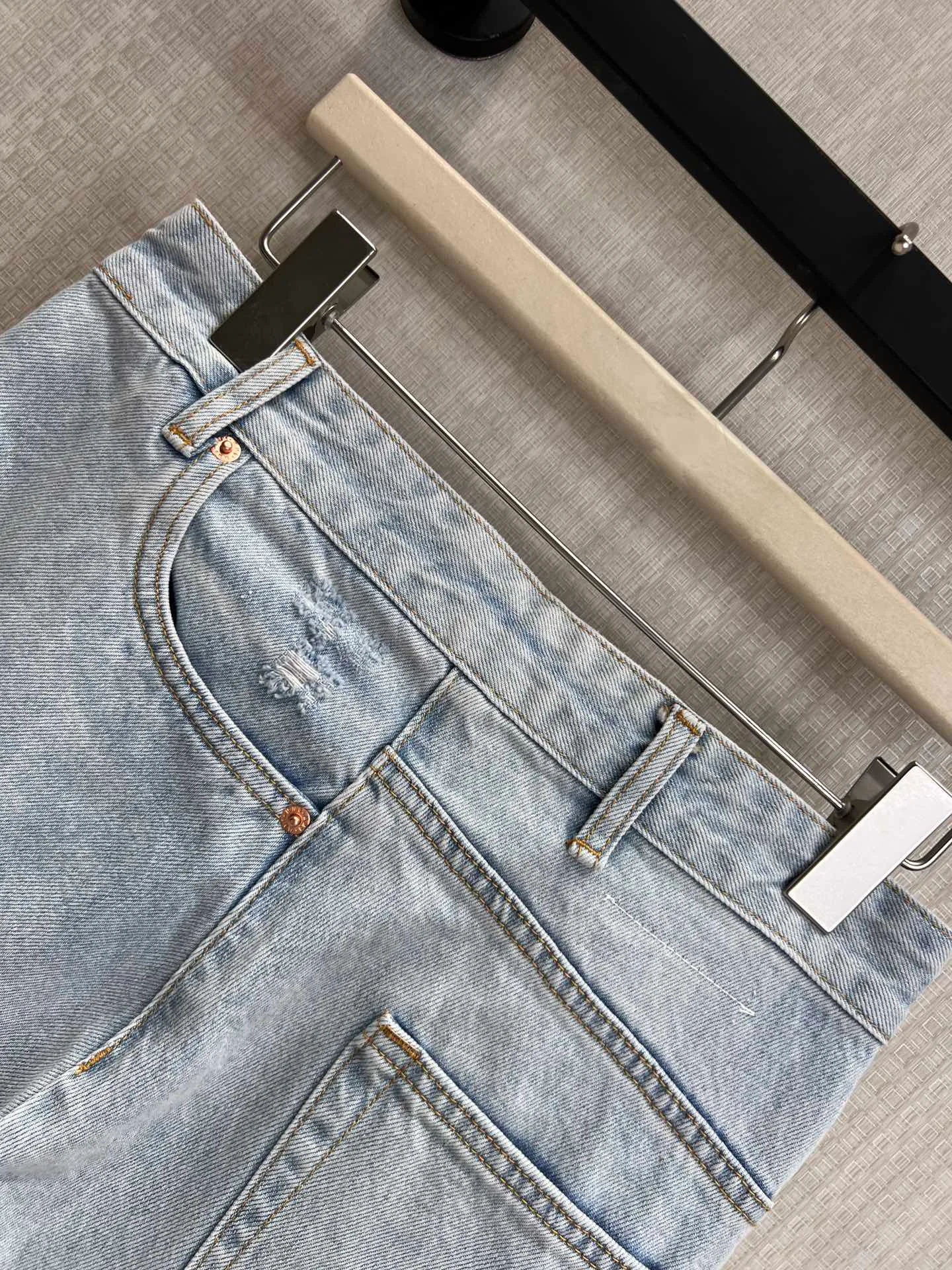 Джинсы Женские Maison Margiela 13478817