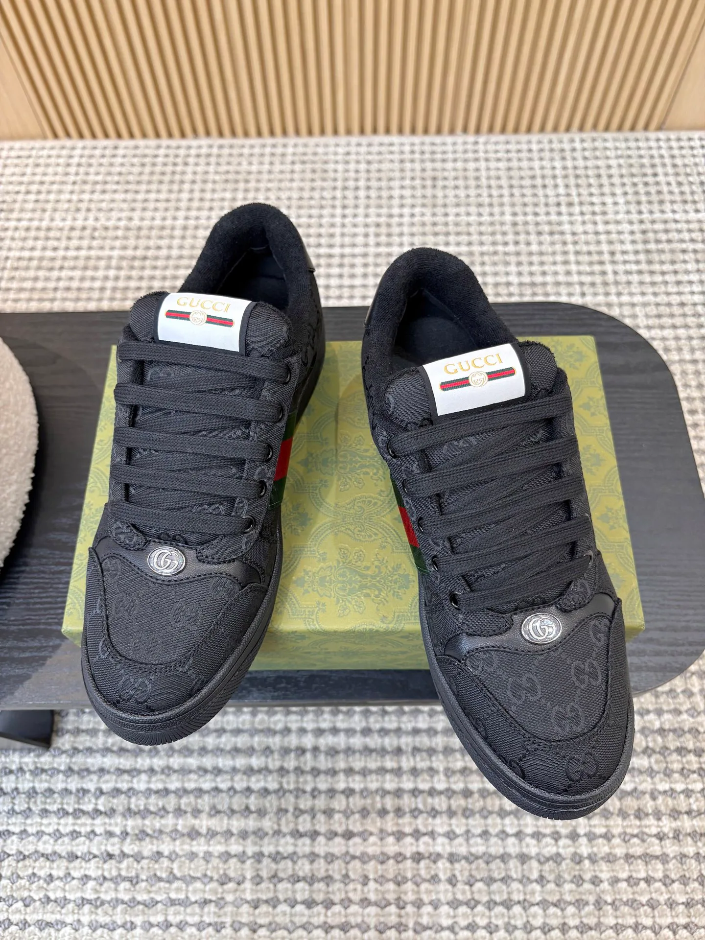 Кроссовки Женские Gucci 17978106