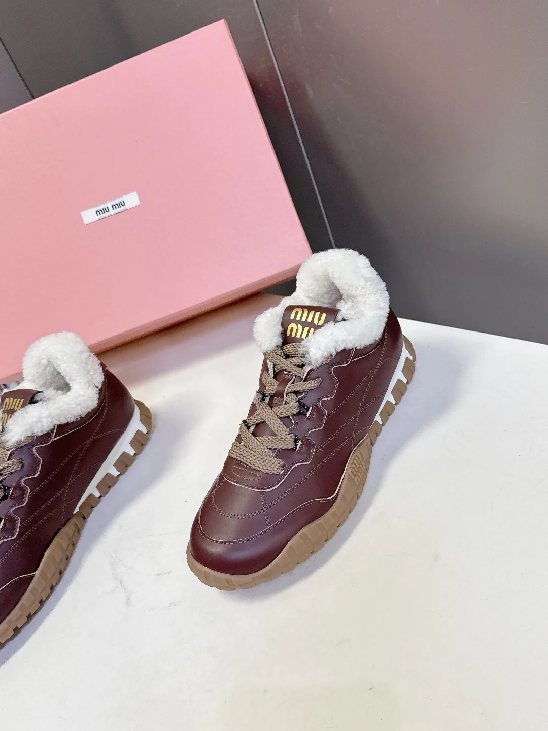 Кроссовки Женские Miu Miu 20091409