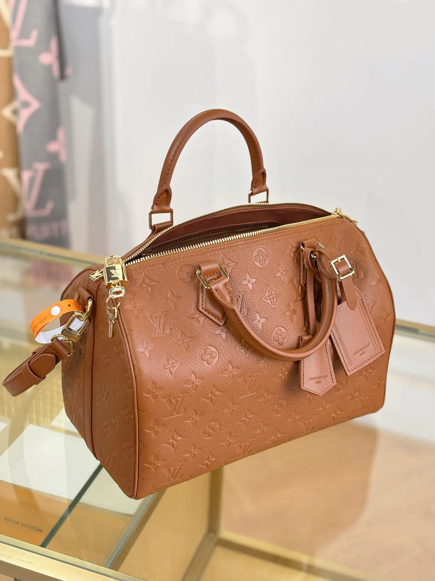 Классические Сумки Женские Louis Vuitton 17979859