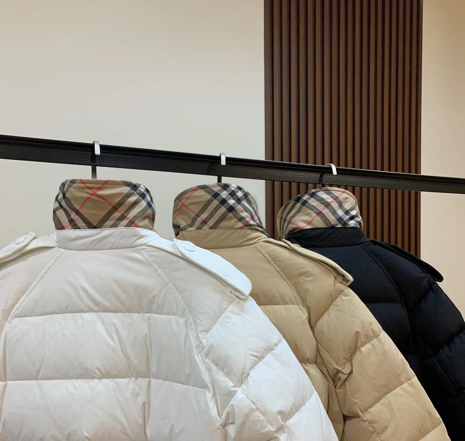 Куртки И Пуховики Женские Burberry 1884120