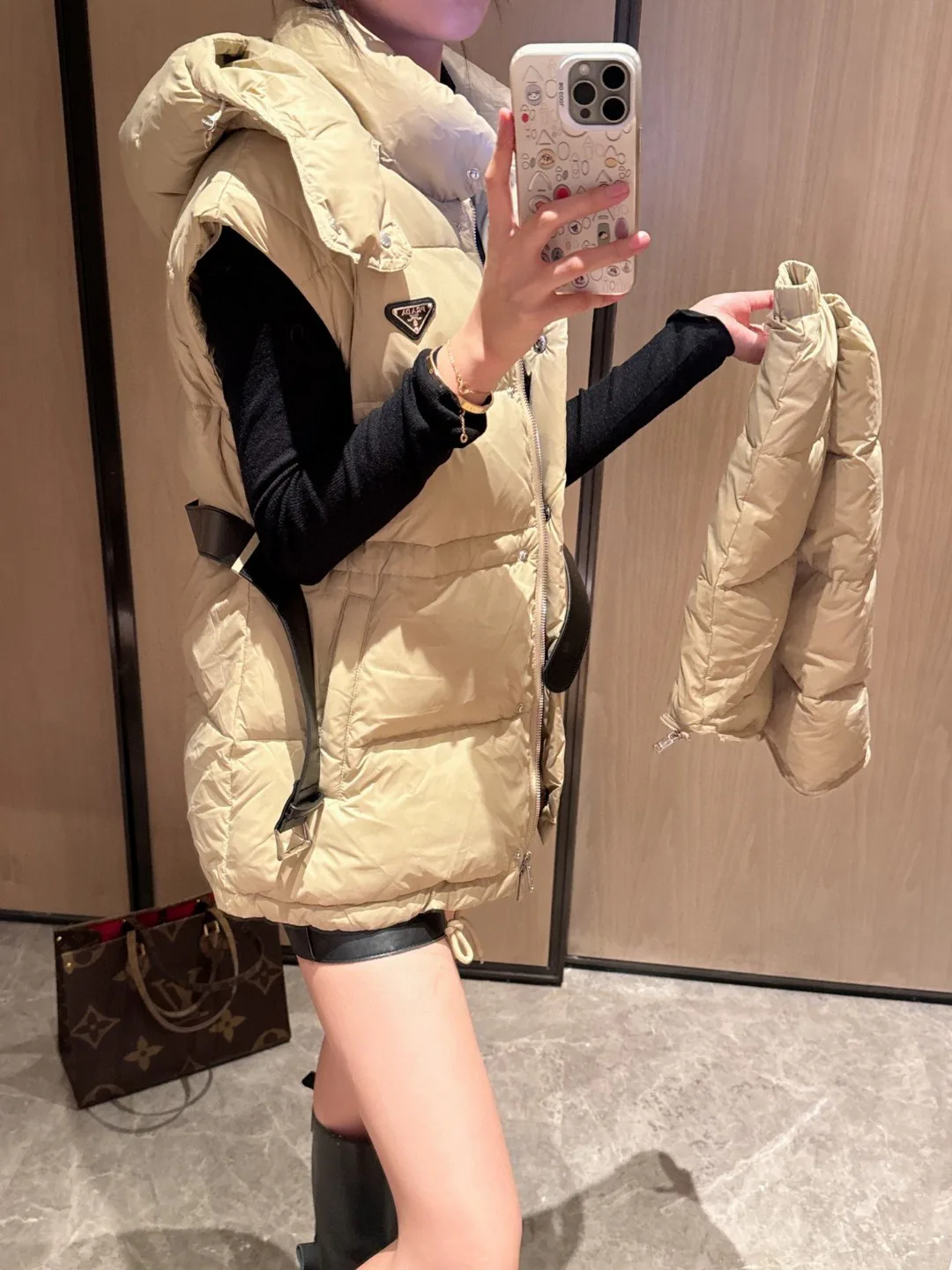 Пуховики Женские Prada 2102