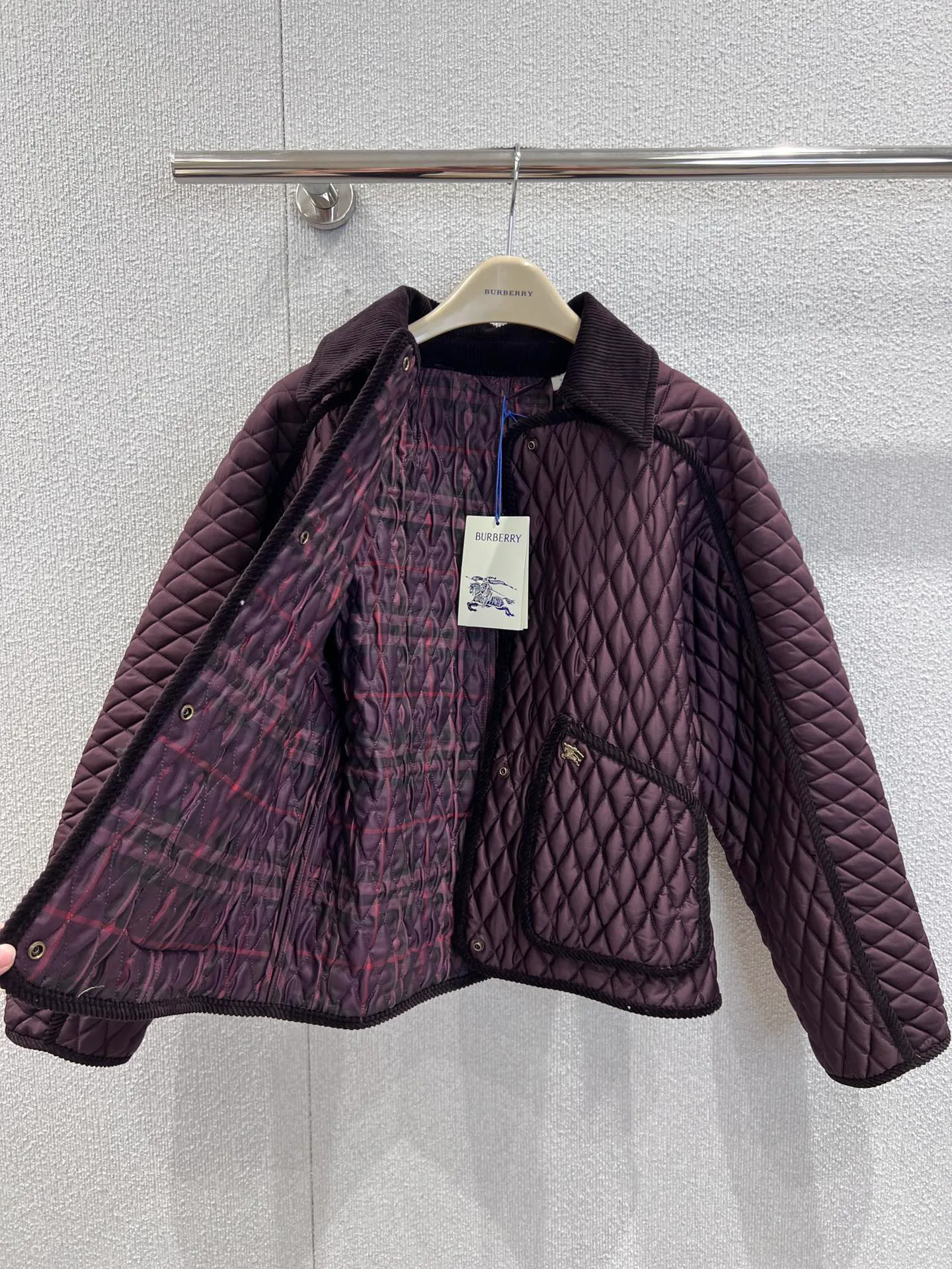 Куртки И Пуховики Женские Burberry 442401