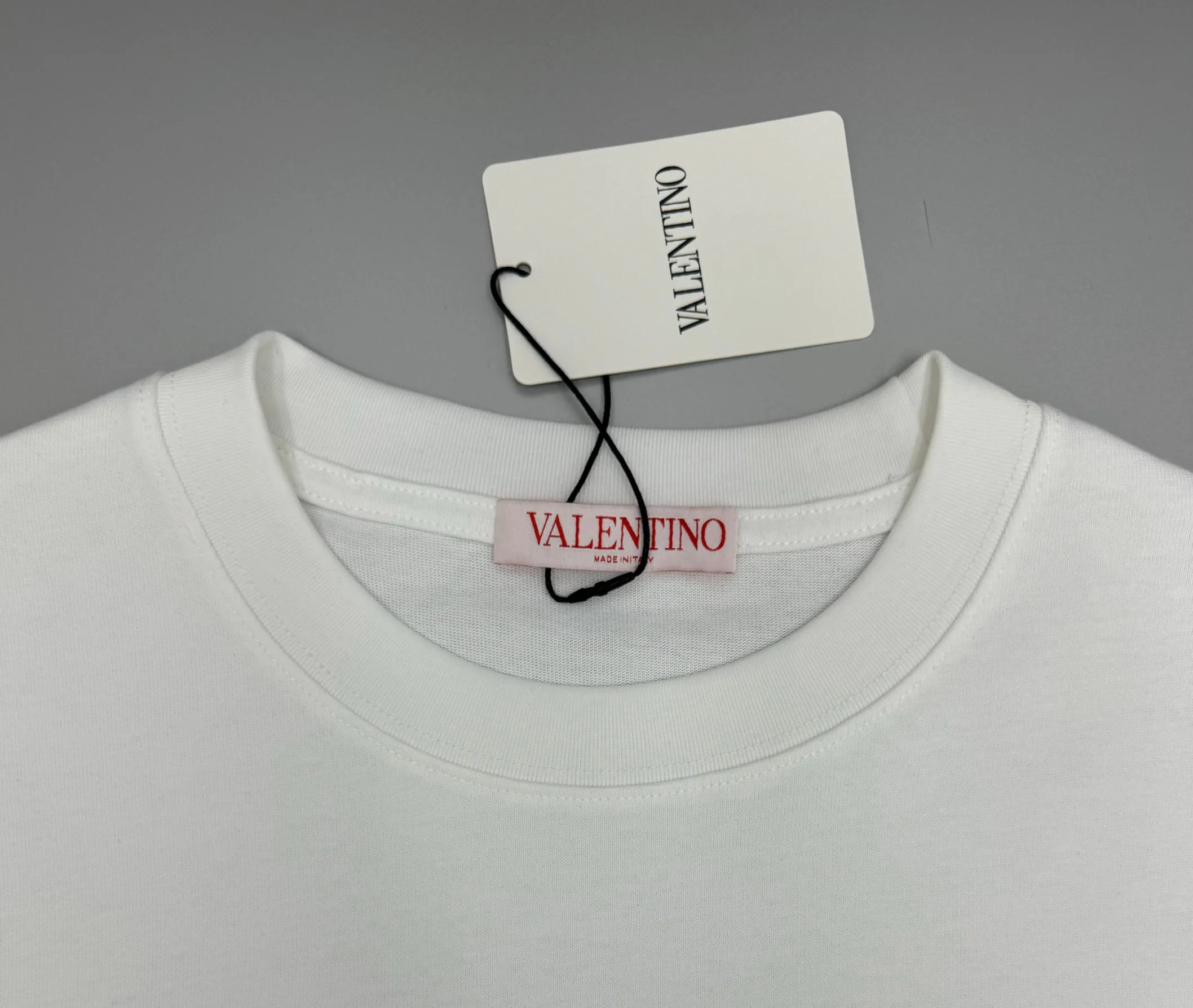 Футболки Женские Valentino 5110