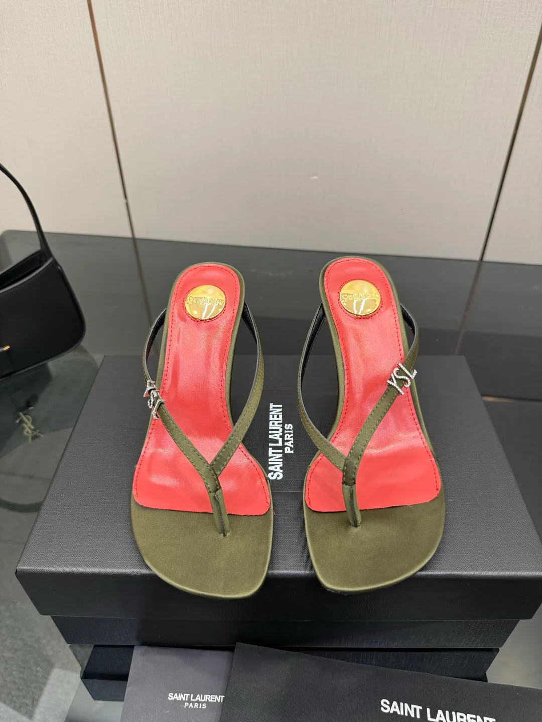 Сандалии Женские Saint Laurent 13164438