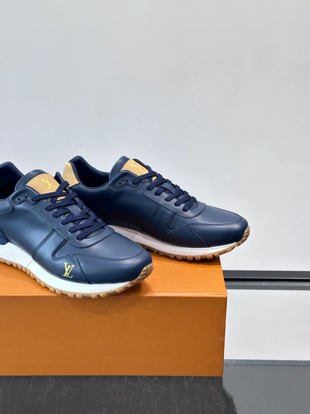 Кроссовки Мужские Louis Vuitton 1002631