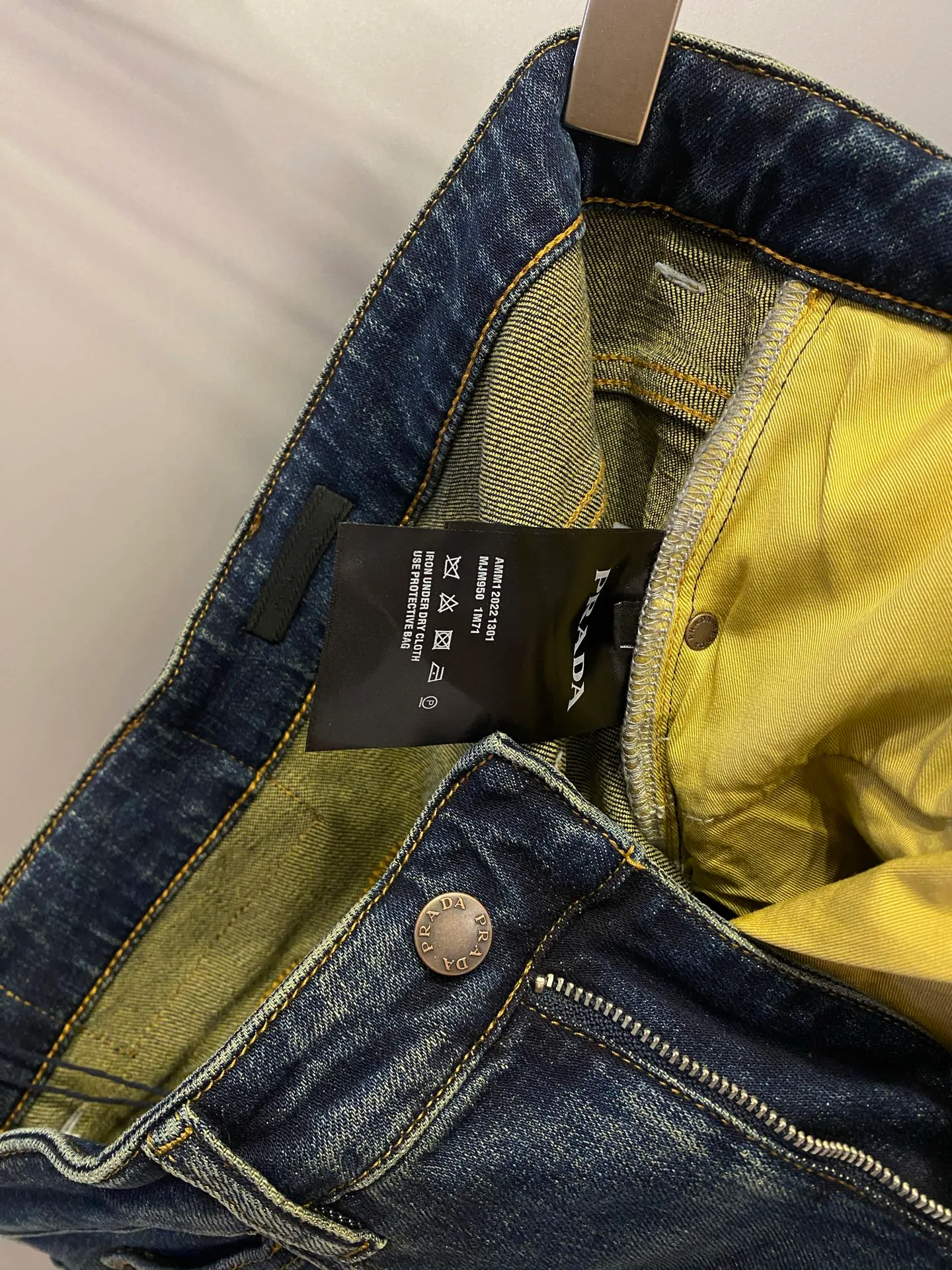 Джинсы Мужские Prada 14565717