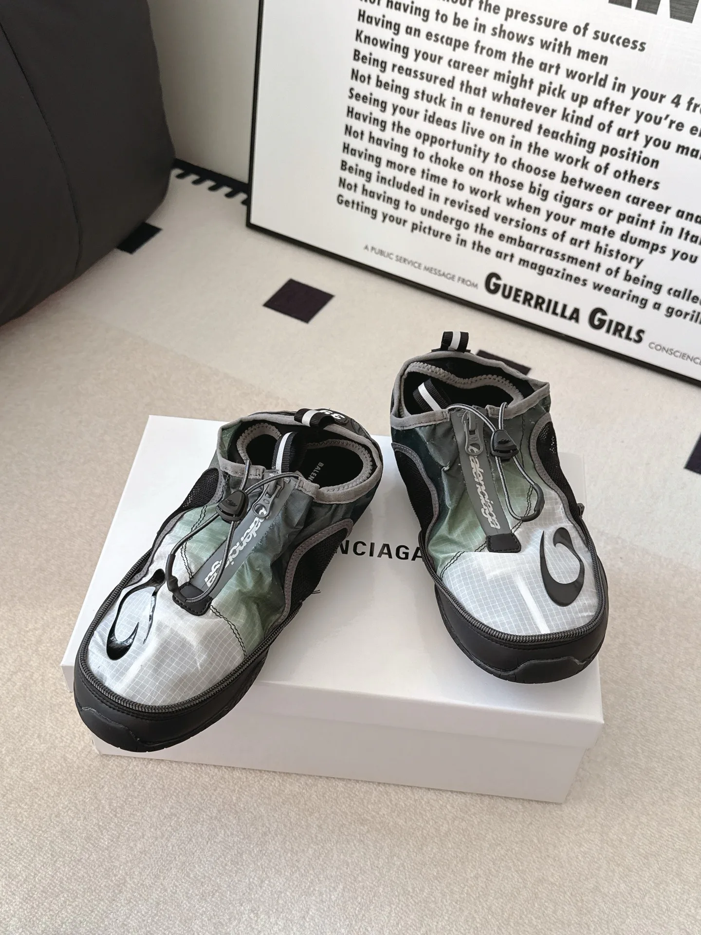 Кроссовки Женские Balenciaga 20132189