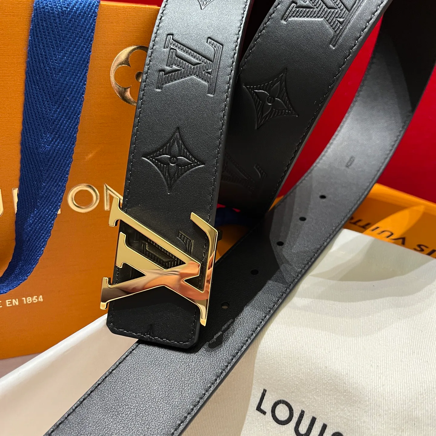 Ремни Louis Vuitton 17645358