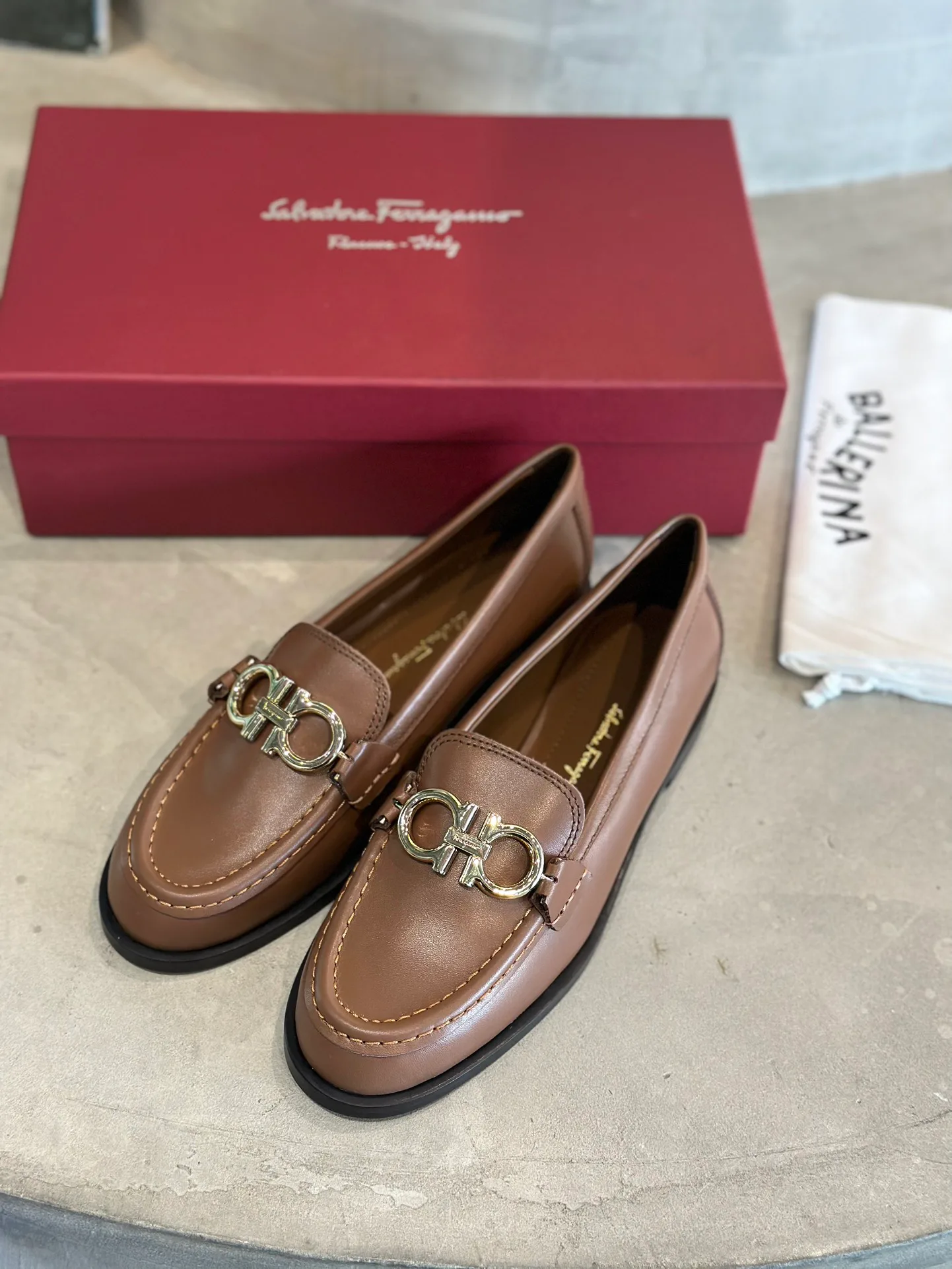 Лоферы И Мокасины Женские Salvatore Ferragamo 13368412