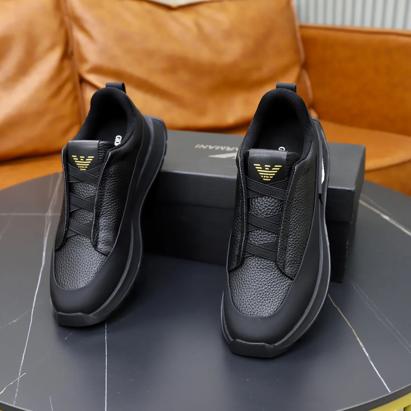 Кроссовки Мужские Armani 17604359
