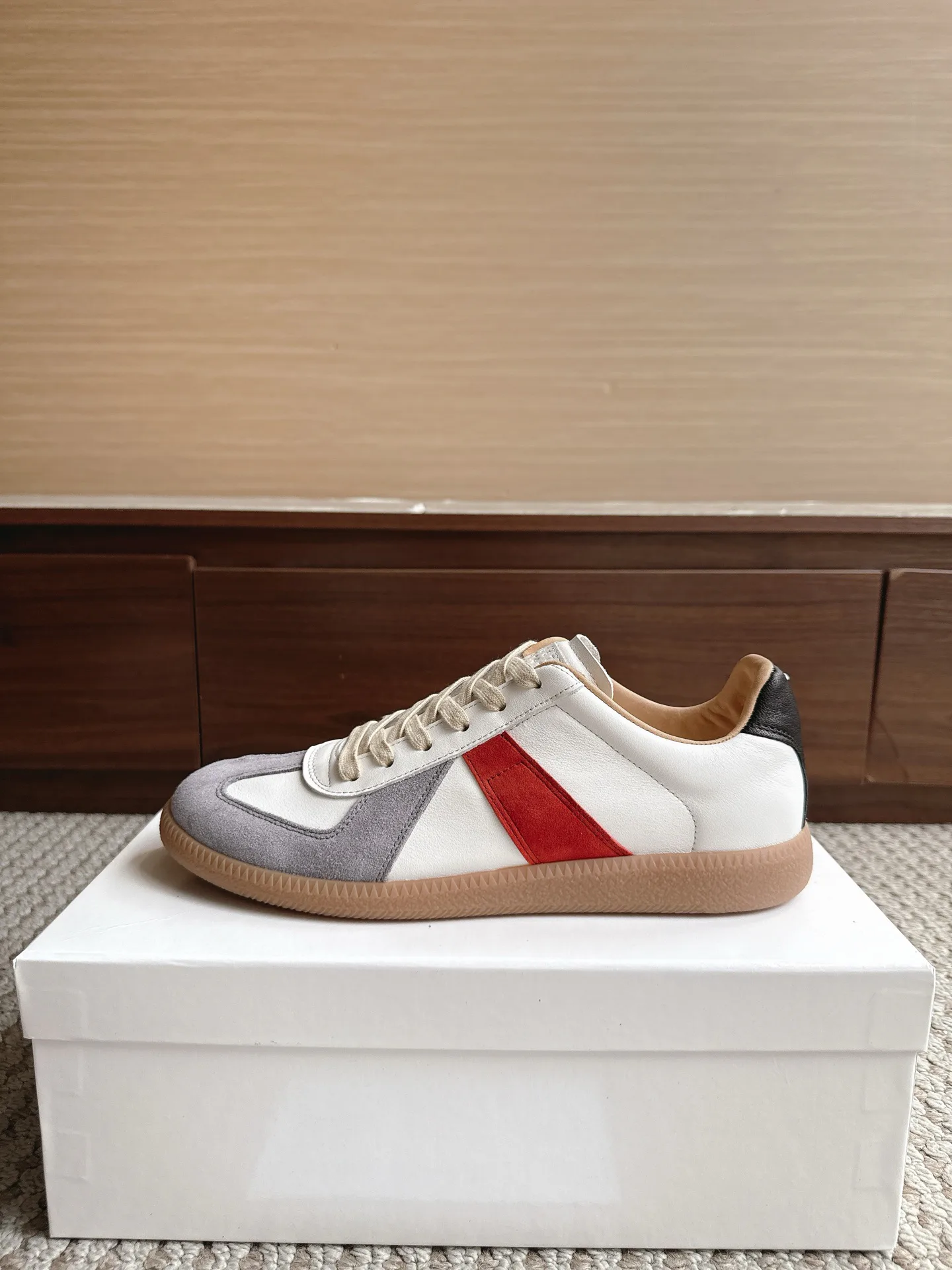 Кроссовки Женские Maison Margiela 16967113
