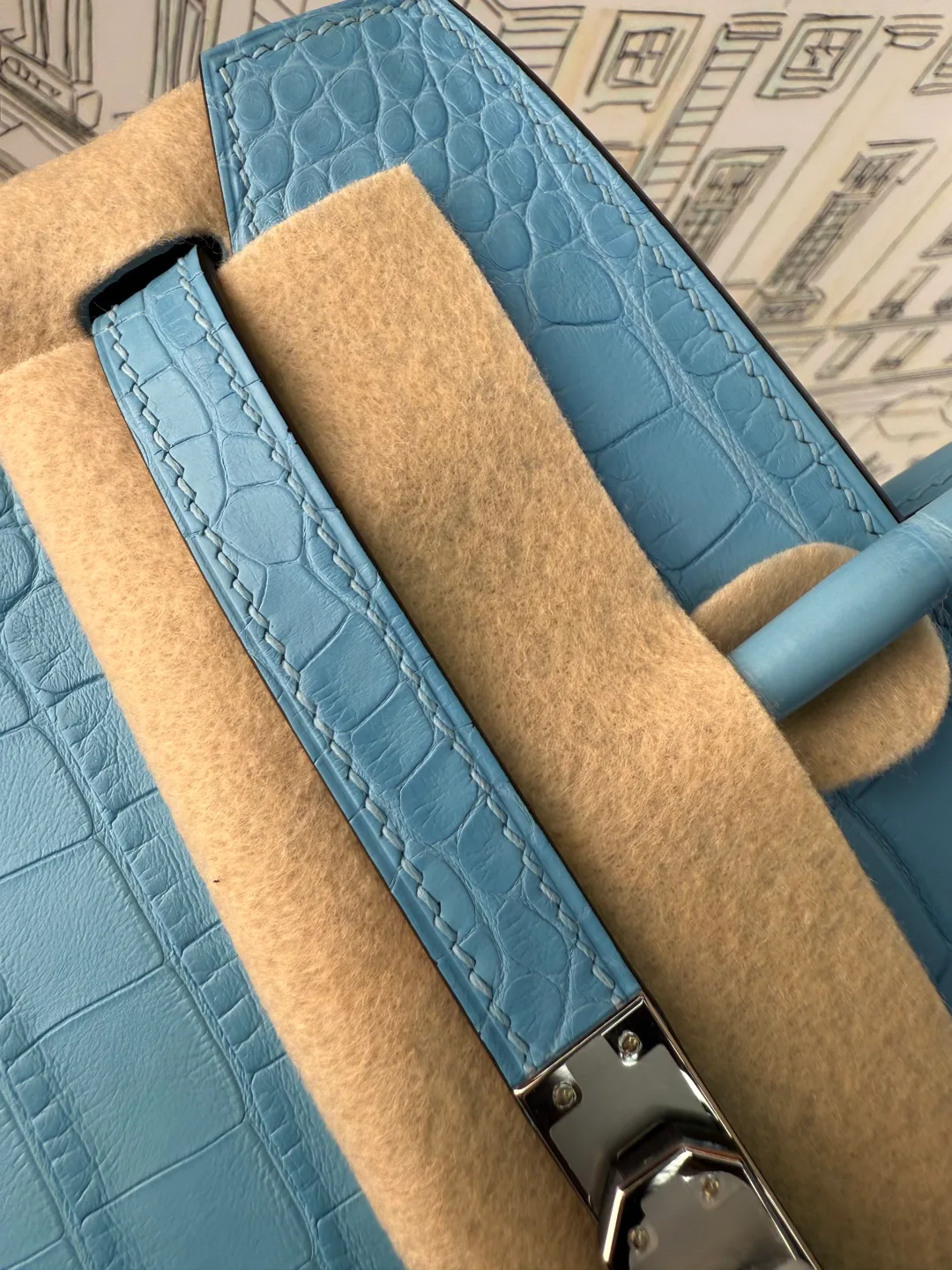 Клатчи Женские Issey Miyake 427600