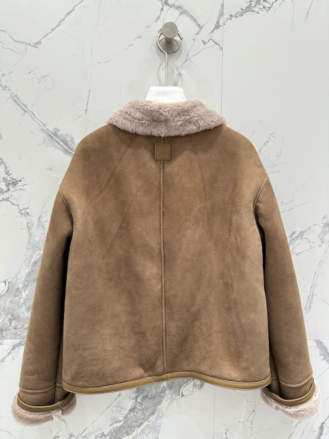 Кожаные Куртки И Дублёнки Женские Loewe 1200029