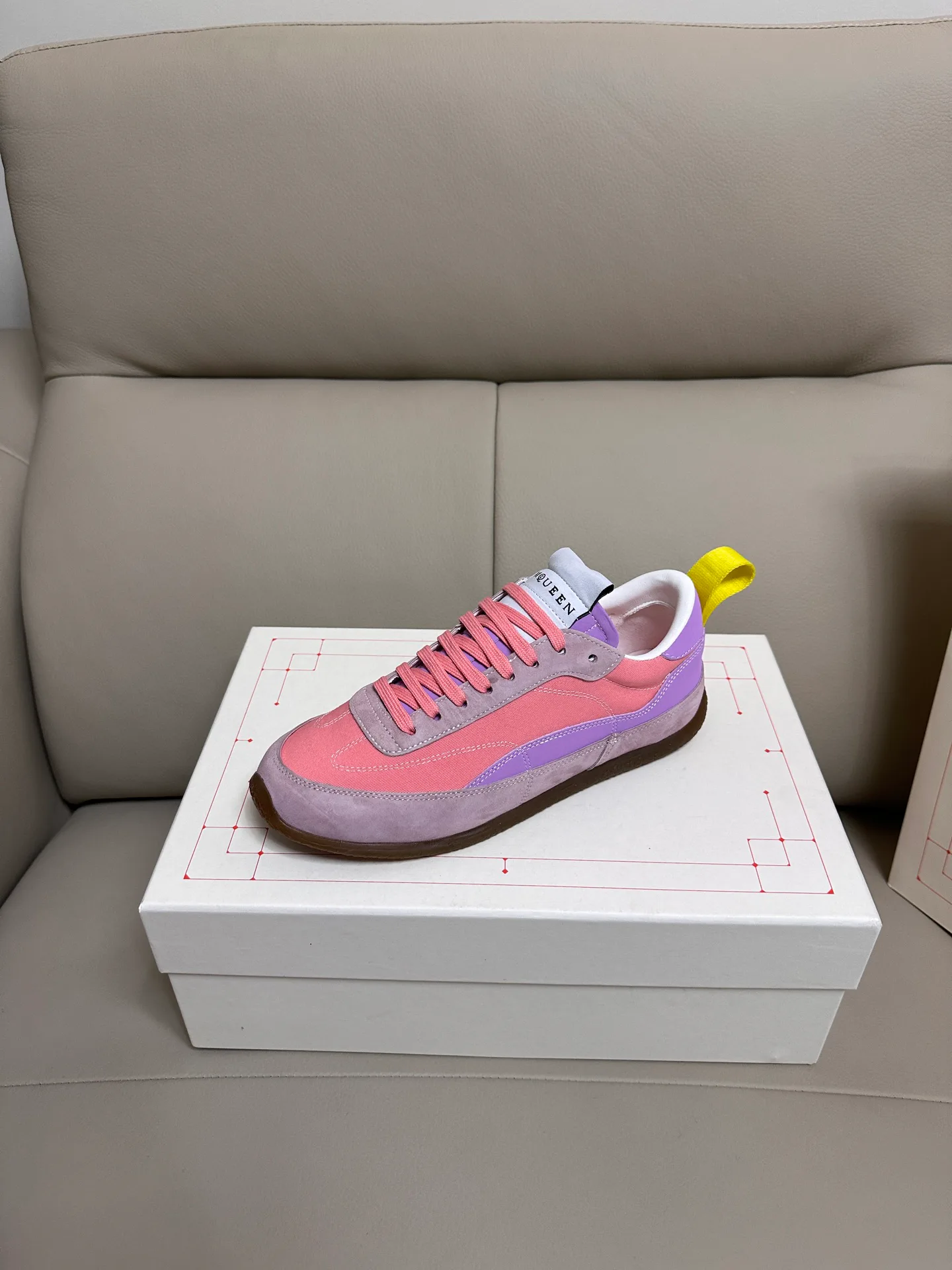 Кроссовки Женские Alexander Mcqueen 10199627