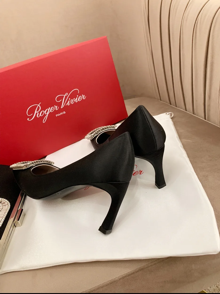 Туфли Женские Roger Vivier 17550751