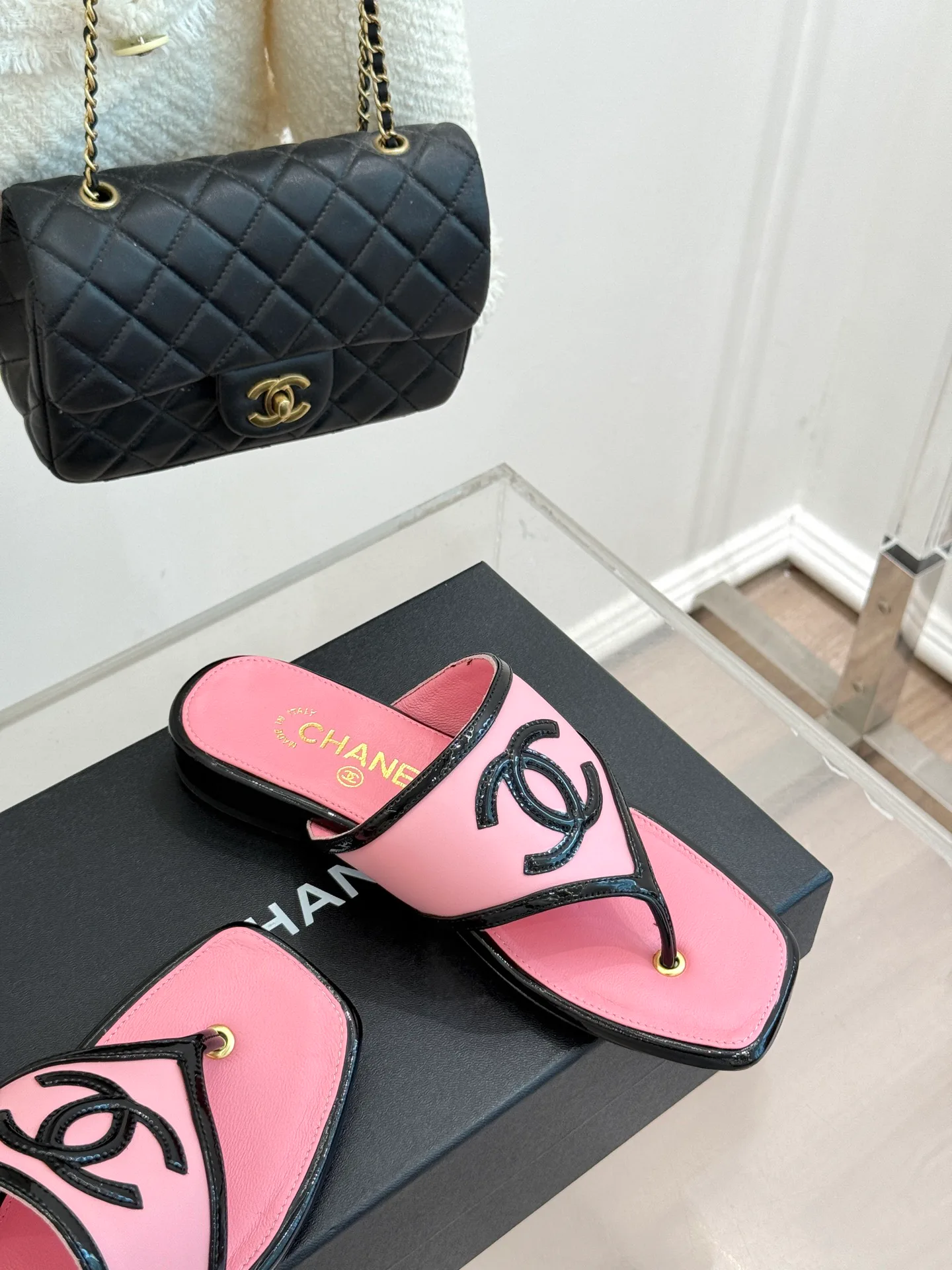 Шлепанцы Женские Chanel 17425290