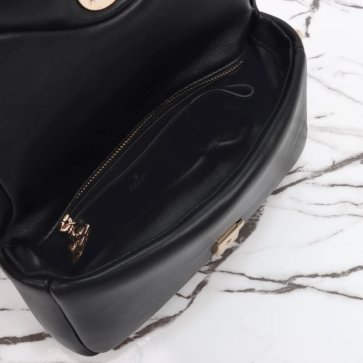 Классические Сумки Женские Gucci 18210721