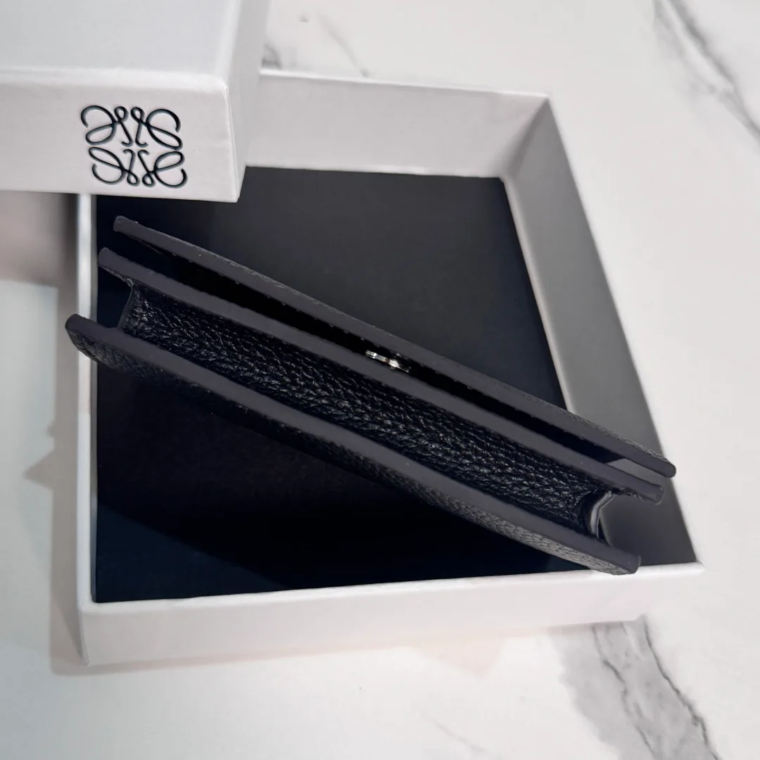 Клатчи Женские Loewe 17927444