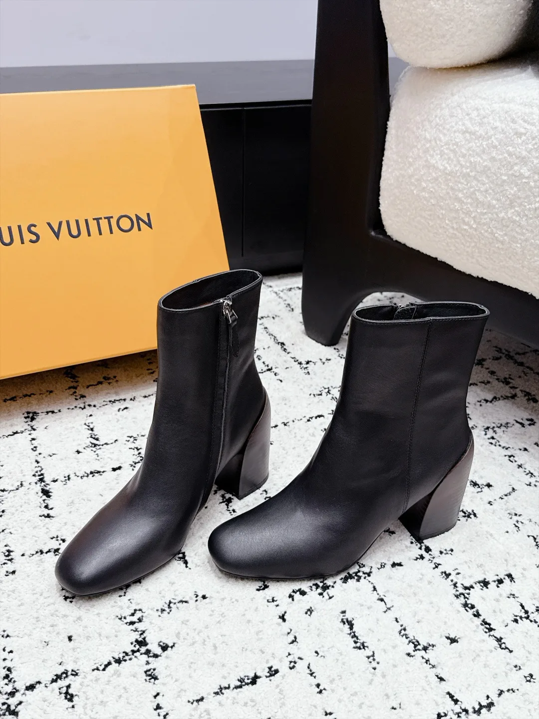 Ботильоны Женские Louis Vuitton 18505555