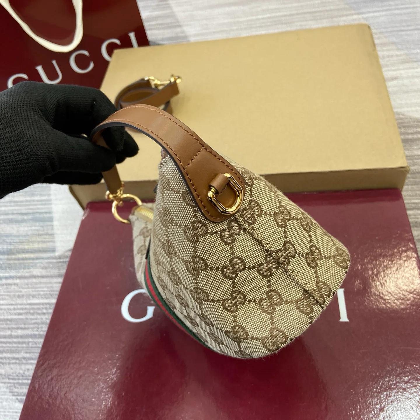 Классические Сумки Женские Gucci 4365370