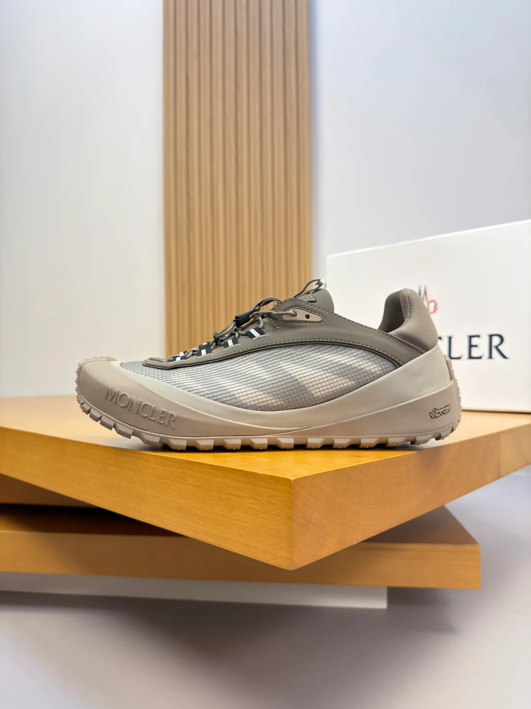 Кроссовки Мужские Moncler 18142538