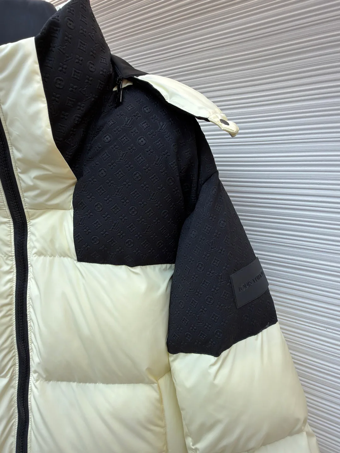 Куртки И Пуховики Мужские Louis Vuitton 1566541