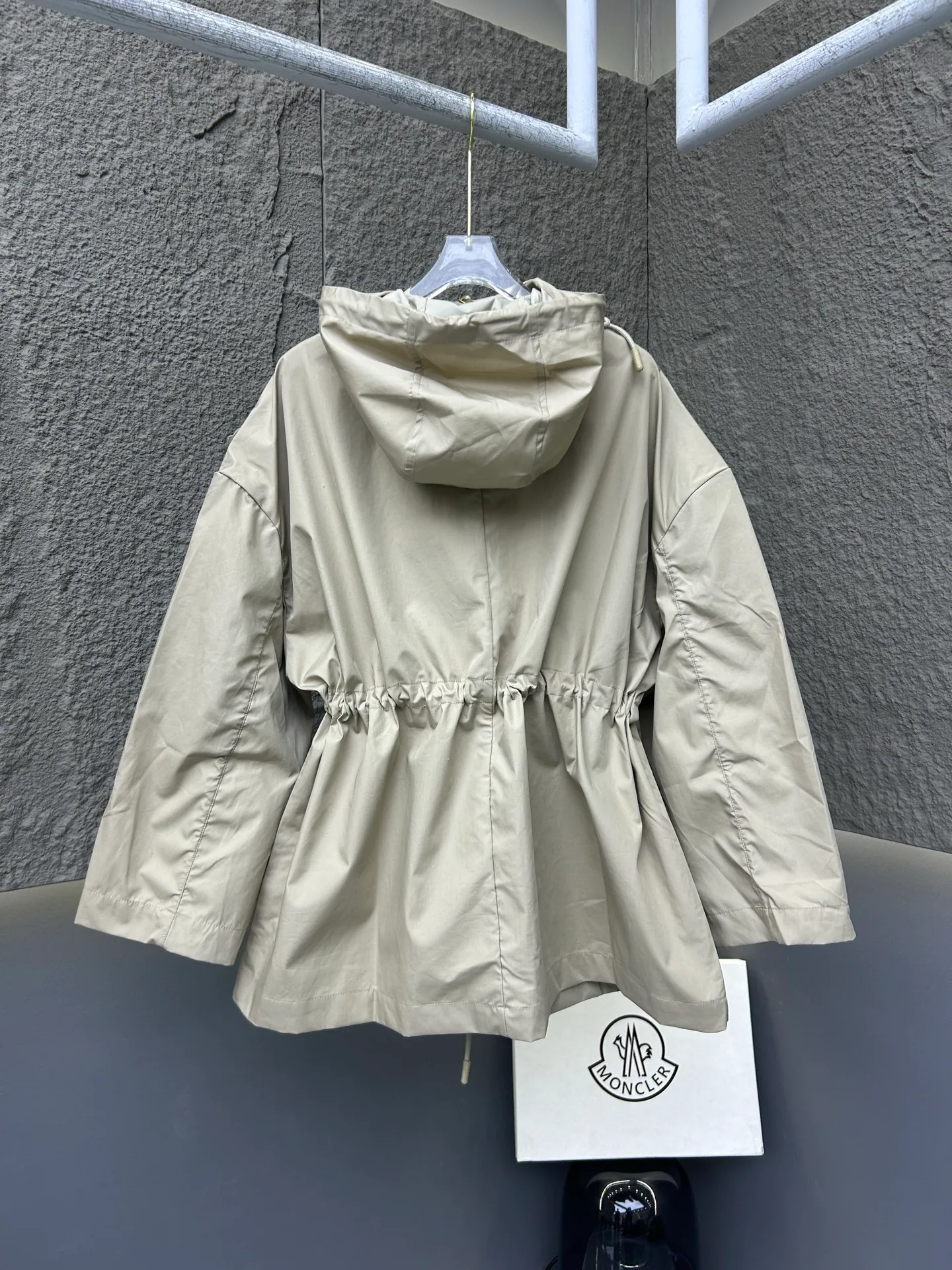 Куртки И Пуховики Женские Moncler 11615903