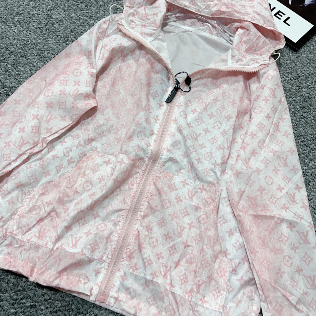 Куртки Женские Louis Vuitton 30934