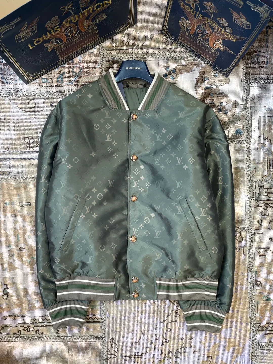 Куртки И Пуховики Мужские Louis Vuitton 5344998