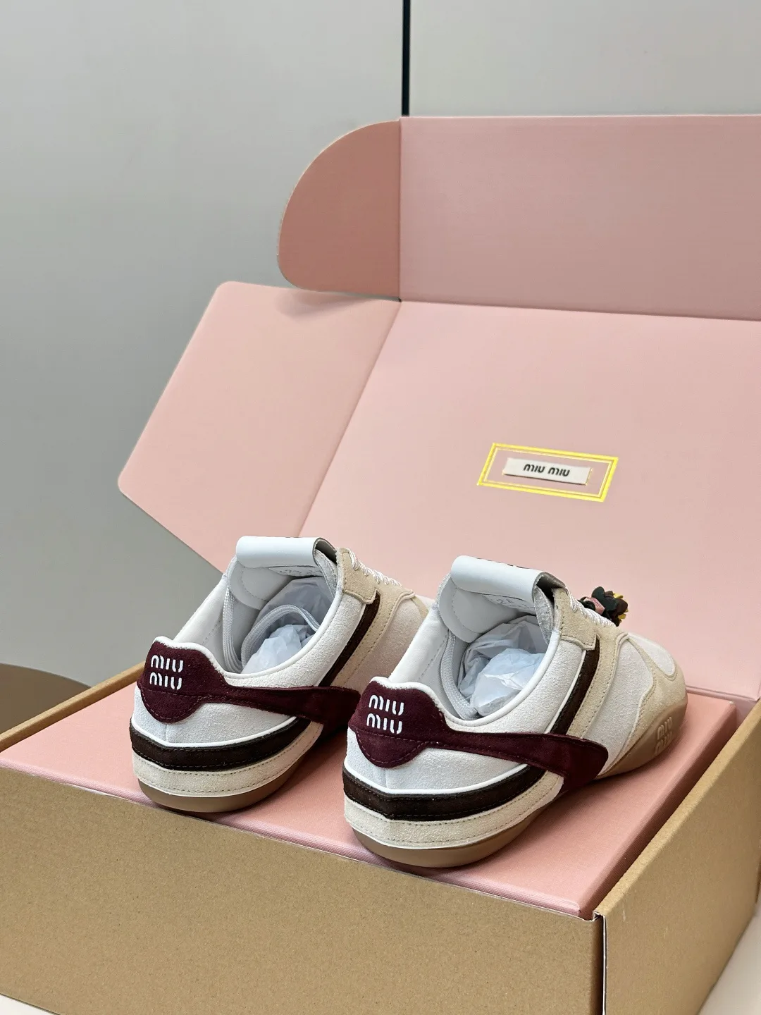 Кроссовки Женские Miu Miu 18164555