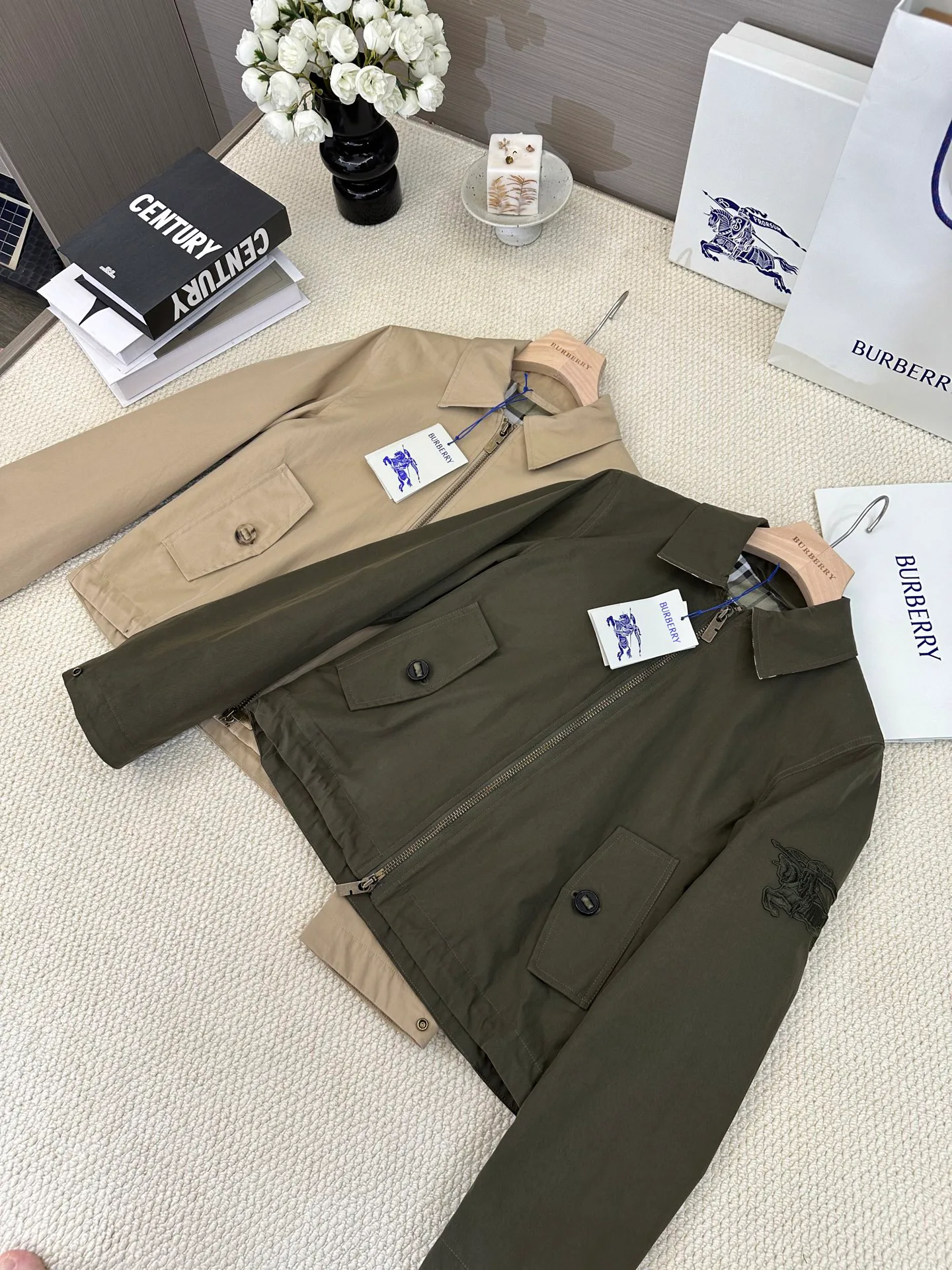 Куртки И Пуховики Женские Burberry 17998592