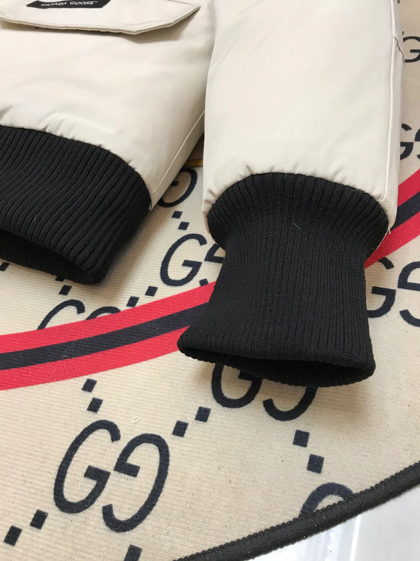Куртки И Пуховики Женские Canada Goose 3153882