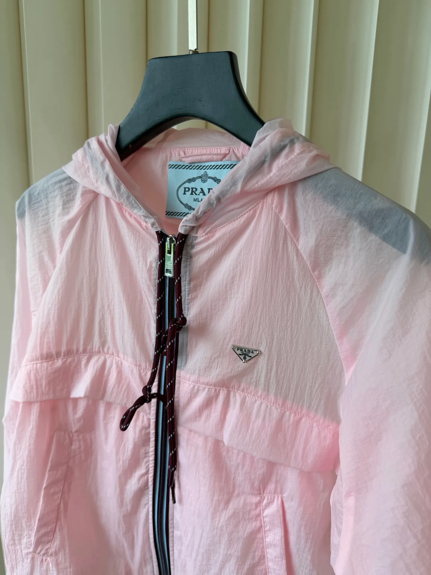 Куртки И Пуховики Женские Prada 17612840
