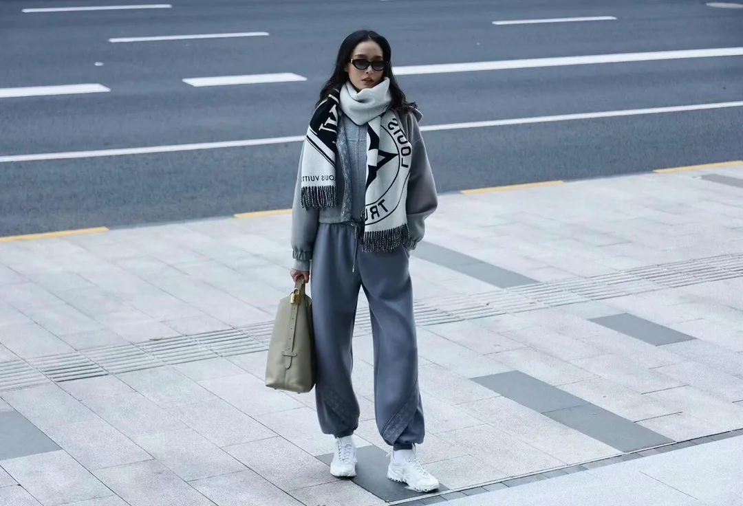 Шарфы Louis Vuitton 4015