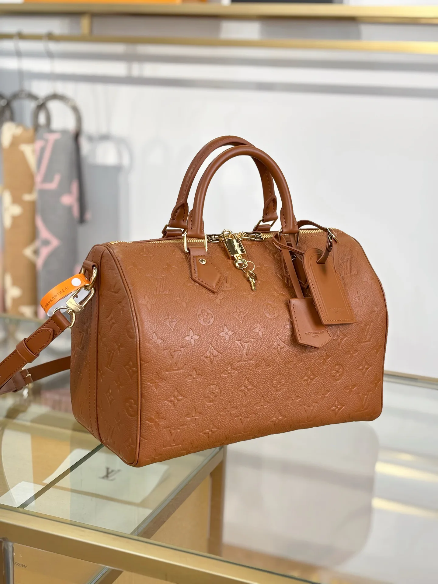 Классические Сумки Женские Louis Vuitton 17979859
