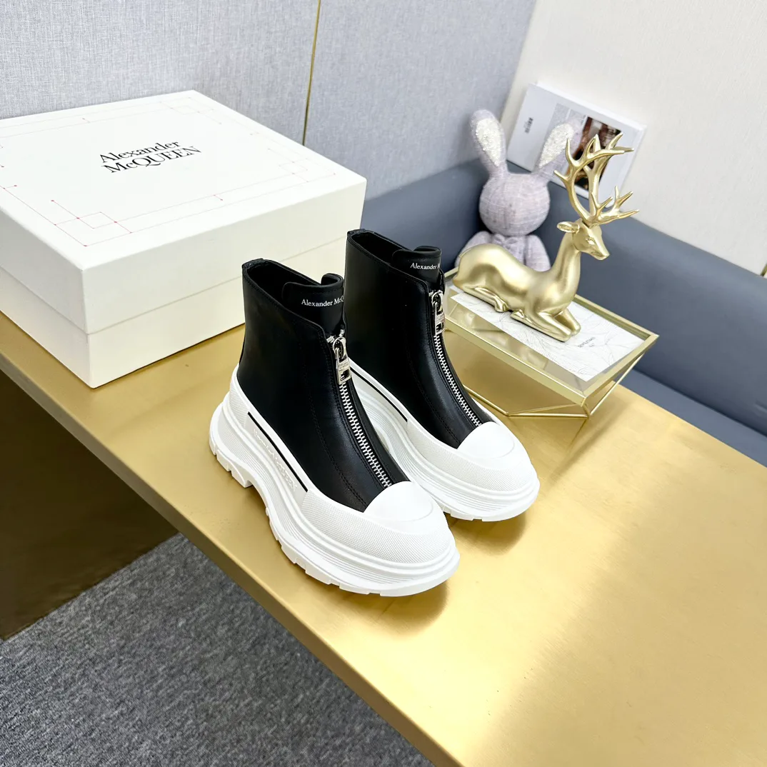 Кроссовки Женские Alexander Mcqueen 18397488