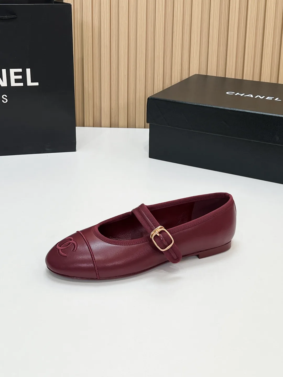 Туфли Женские Chanel 19271192
