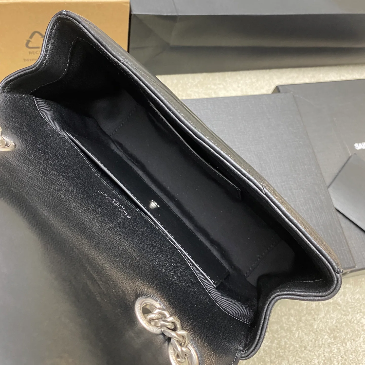 Классические Сумки Женские Saint Laurent 17571678