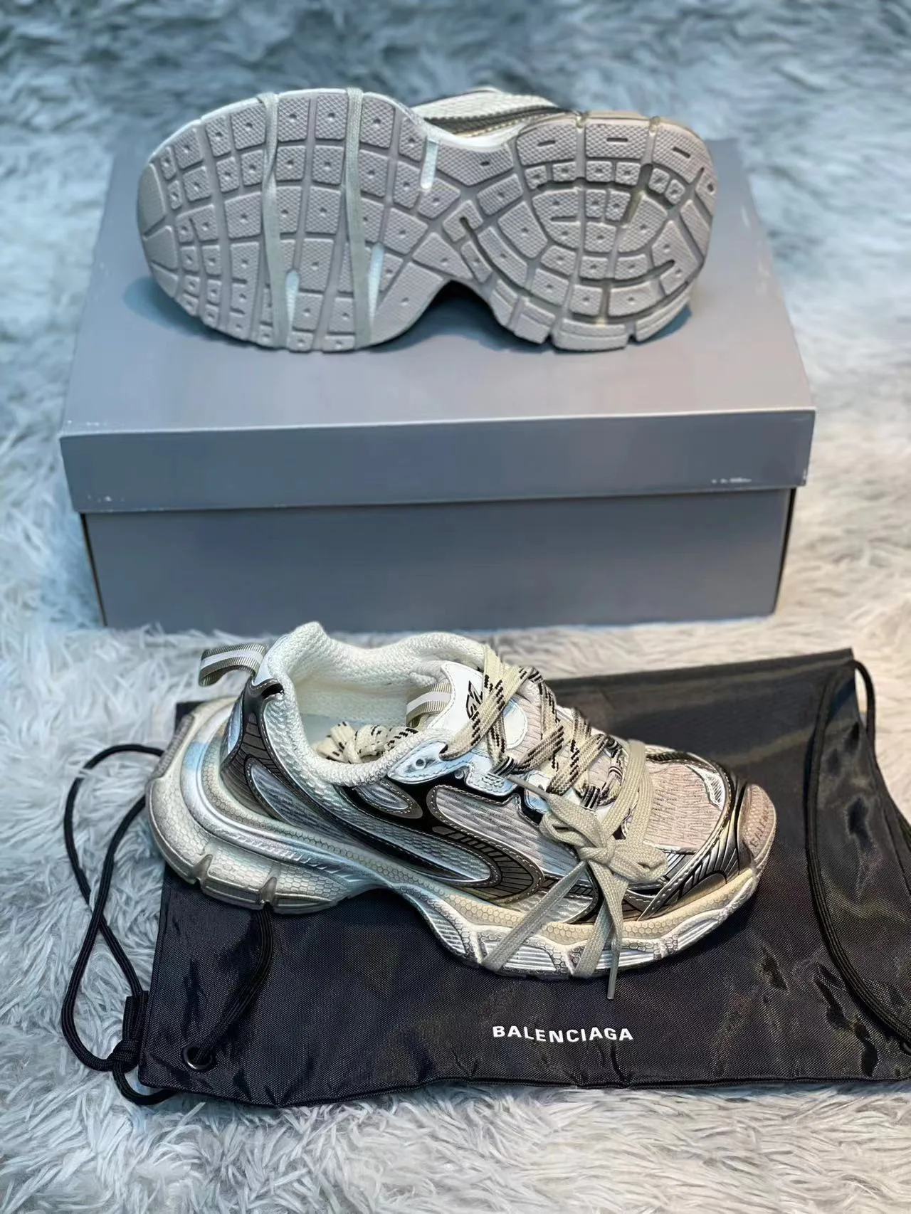 Кроссовки Женские Balenciaga 11567701