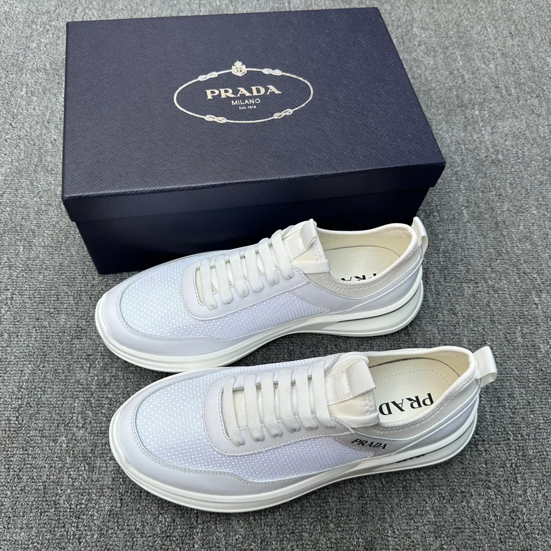Кроссовки Мужские Prada 18076330