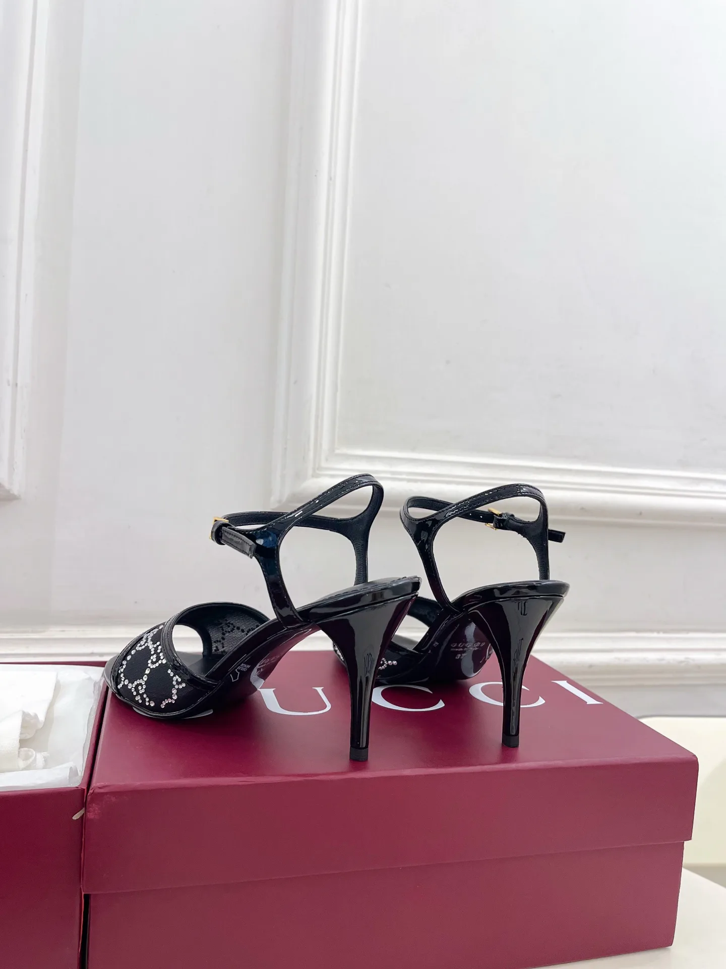 Босоножки Женские Gucci 13085034