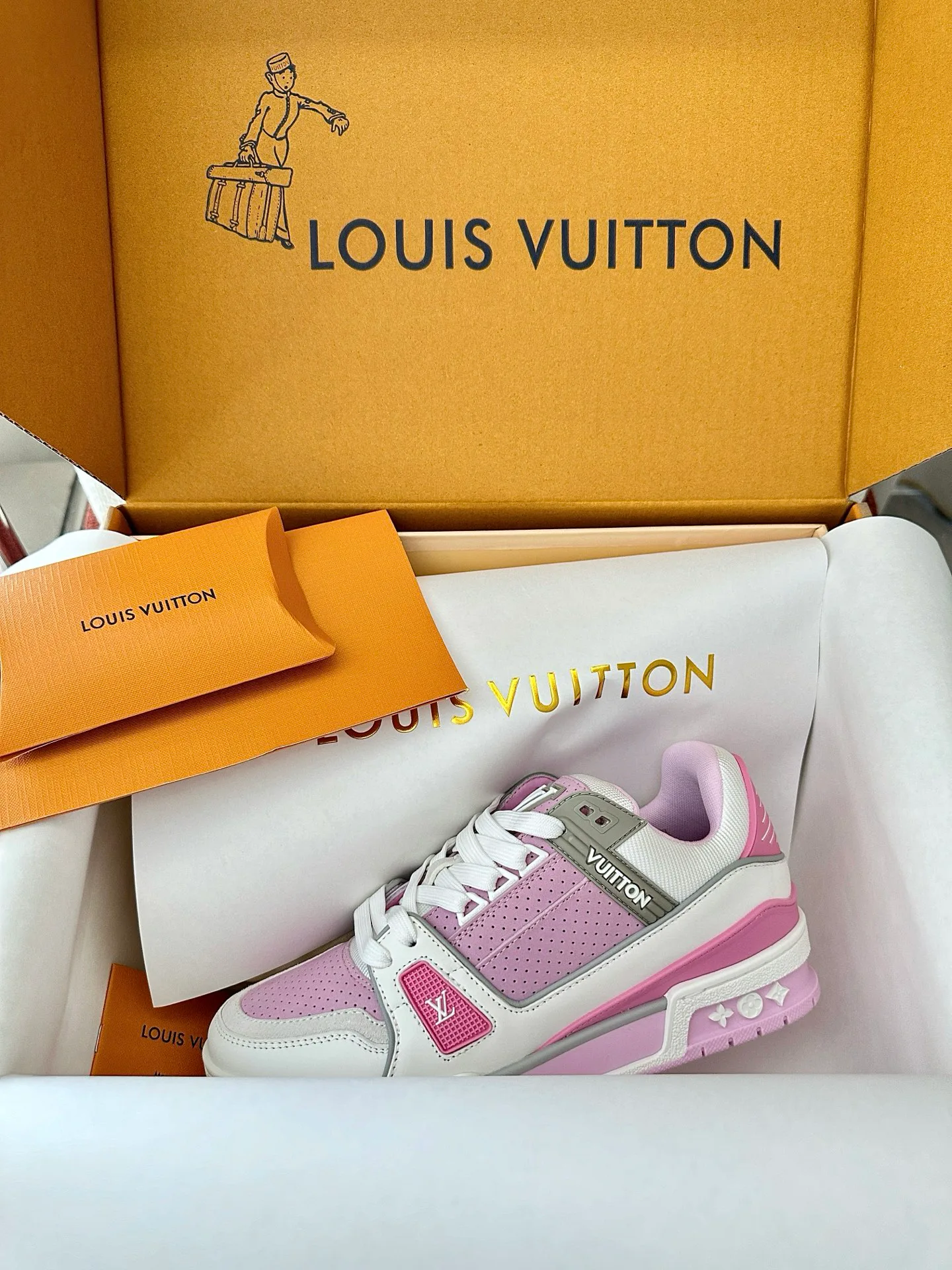 Кроссовки Женские Louis Vuitton 5045988